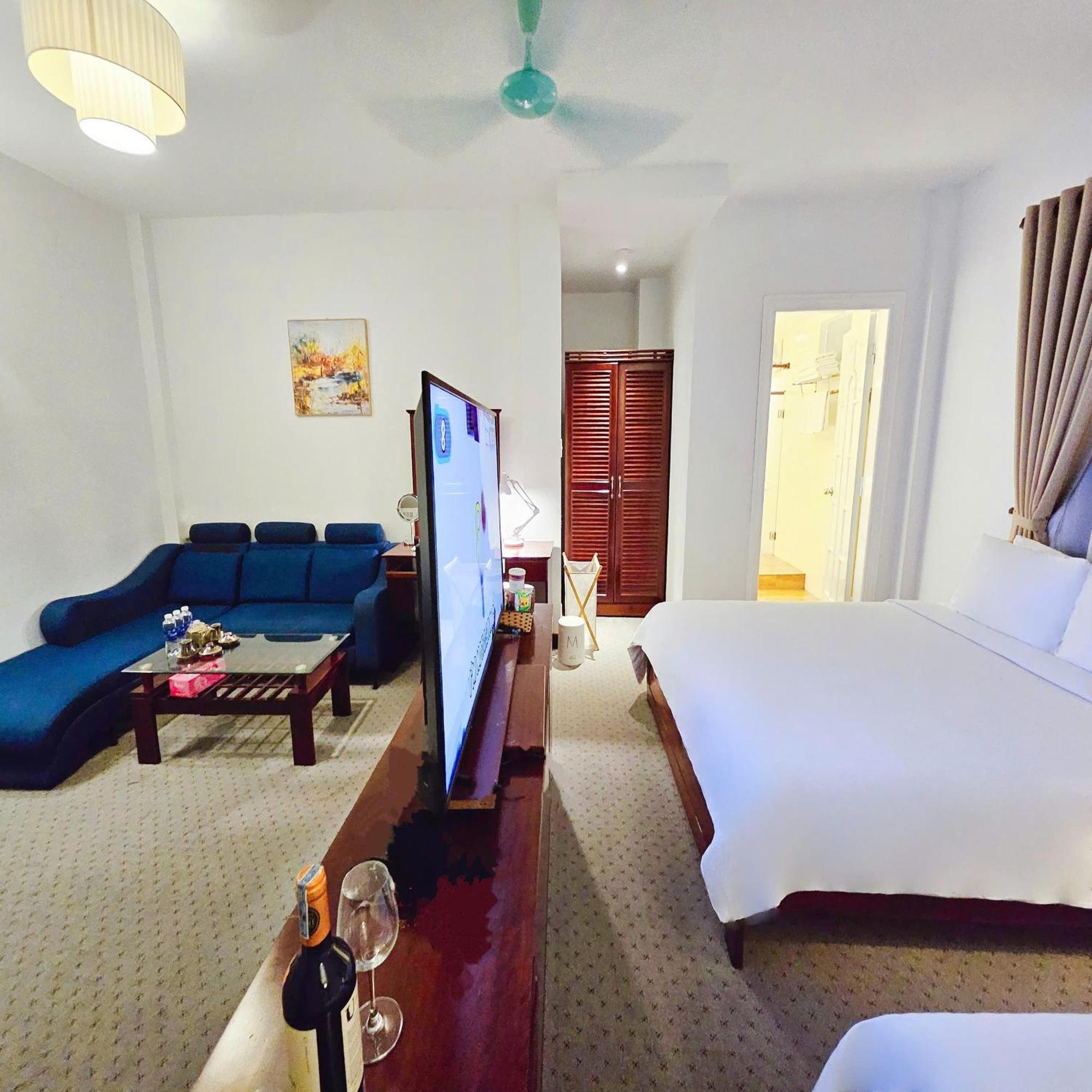 Victory Hotel Hué Extérieur photo