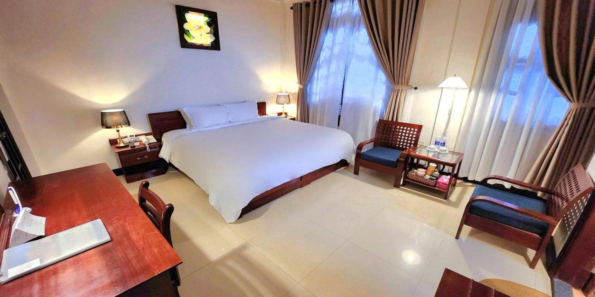 Victory Hotel Hué Extérieur photo