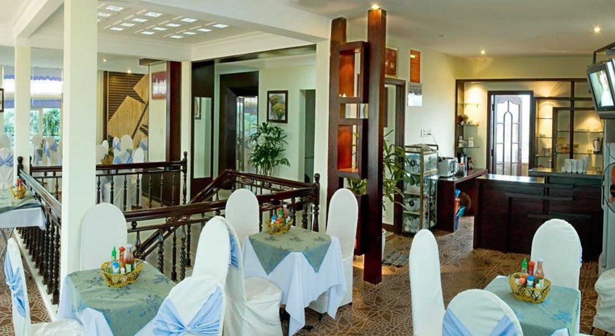 Victory Hotel Hué Extérieur photo